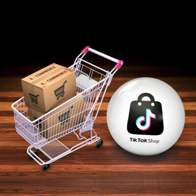 Bild vom TikTok-Shop Logo und einem Einkaufswagen mit Paketen gefüllt.