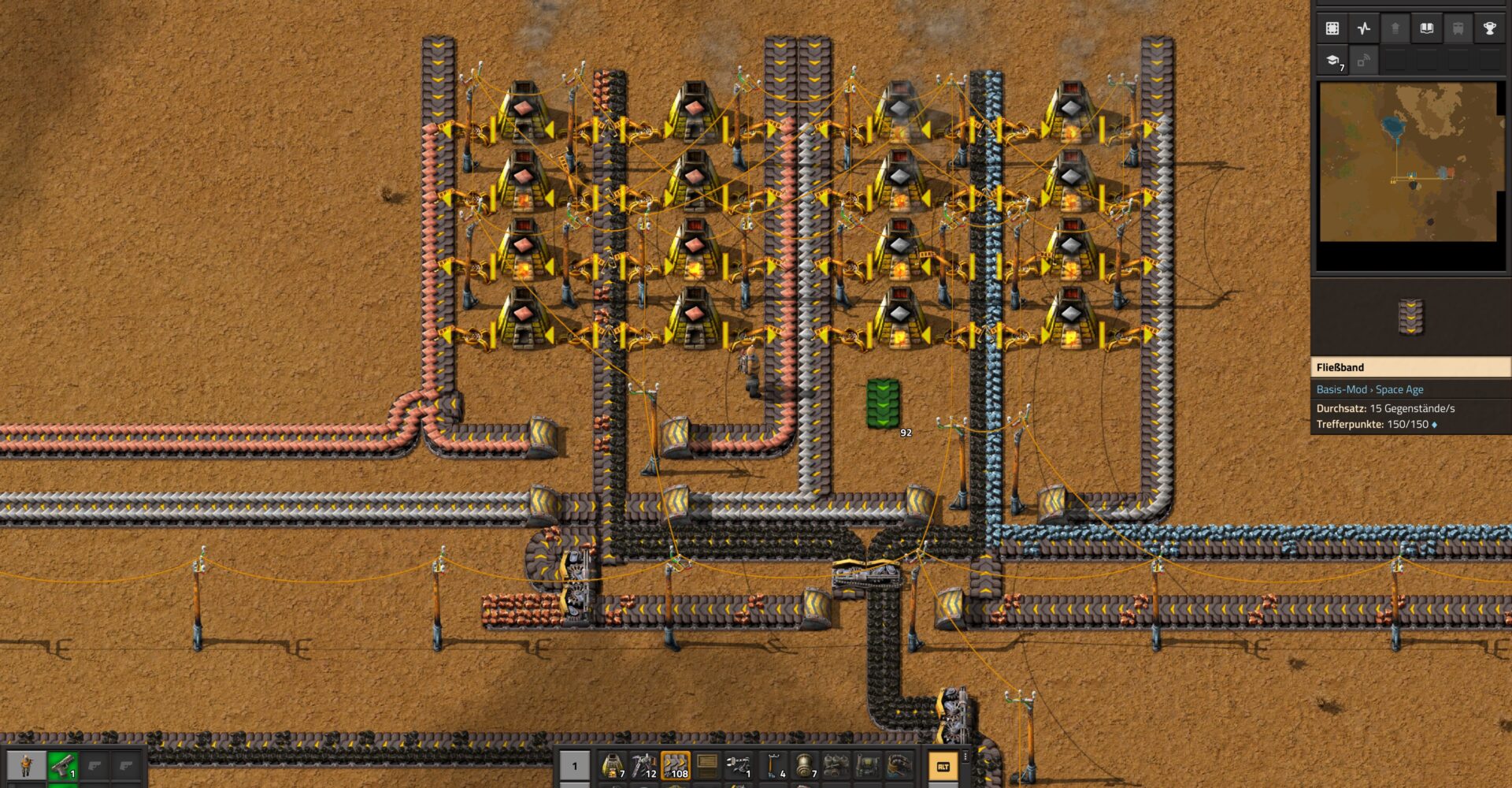 Das anfängliche Schmelzen von Eisen und Kupfer in Factorio